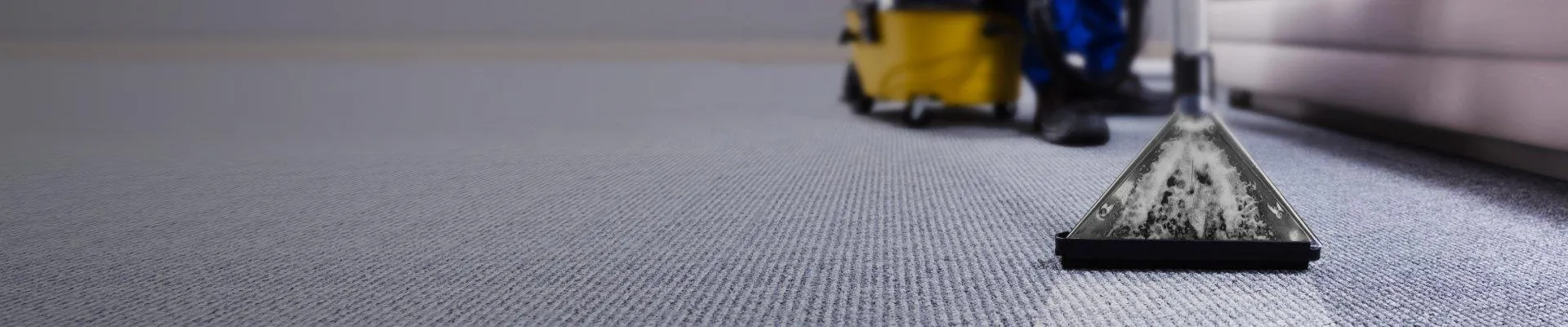 ΔΙΑΤΗΡΏΝΤΑΣ ΤΟ ΚΑΘΑΡΌ